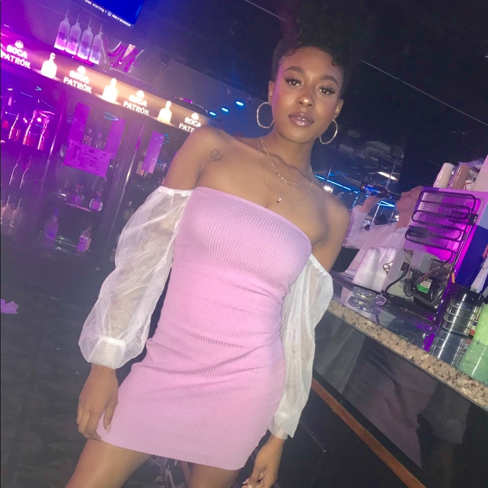 Lavender puff sleeve mini dress